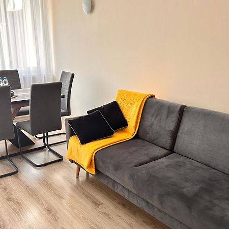 Apartament Tychy Miasto 60M2 Exteriör bild