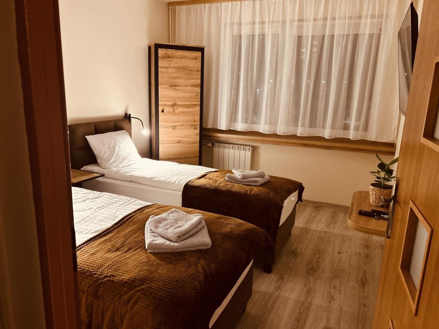 Apartament Tychy Miasto 60M2 Exteriör bild